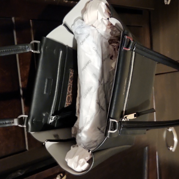 NWT Calvin Klein Gala Tote - Picture 2 of 4